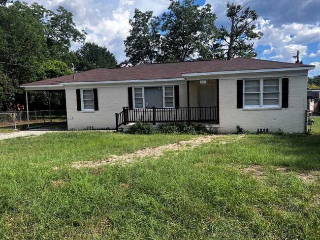 Building Photo - 3468 Shenandoah Dr