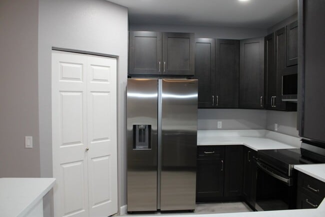 Building Photo - 4545 Wheaton Dr