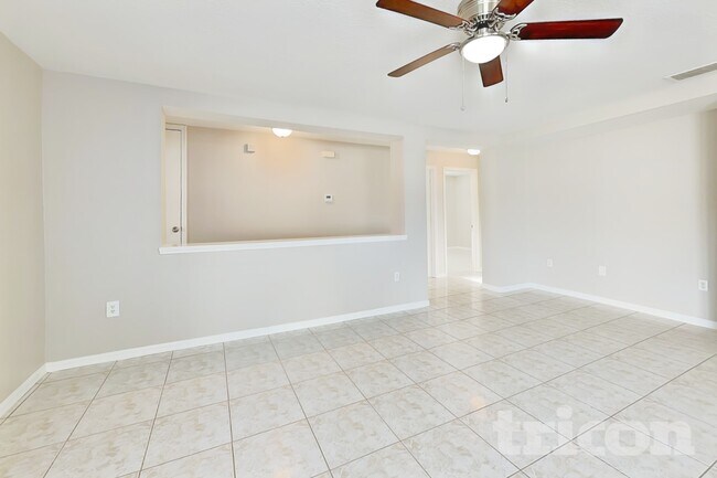 Building Photo - 2483 Brownwood Dr