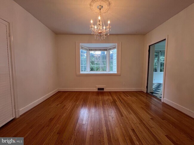 Foto del edificio - 2373 N Quincy St