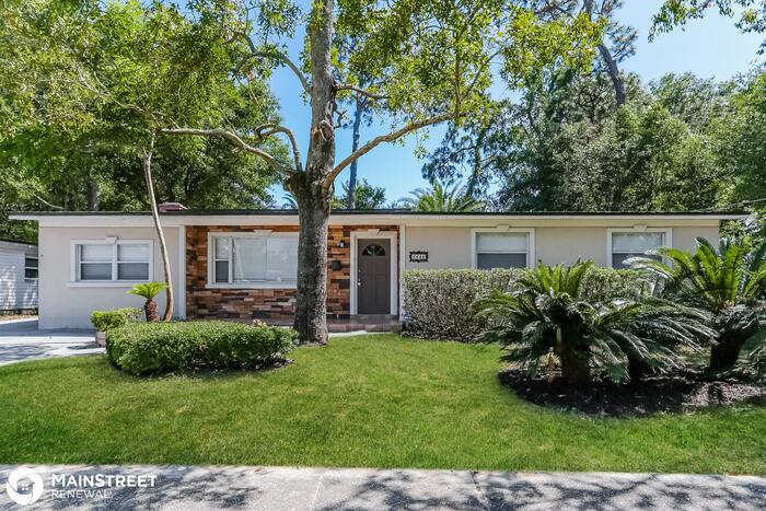 Foto principal - 6646 HEIDI RD #3, JACKSONVILLE, FL 32277