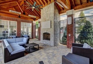 Interior Photo - Renaissance Uptown Tulsa