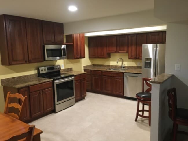 Photo - 41861 Rawnsley Dr House