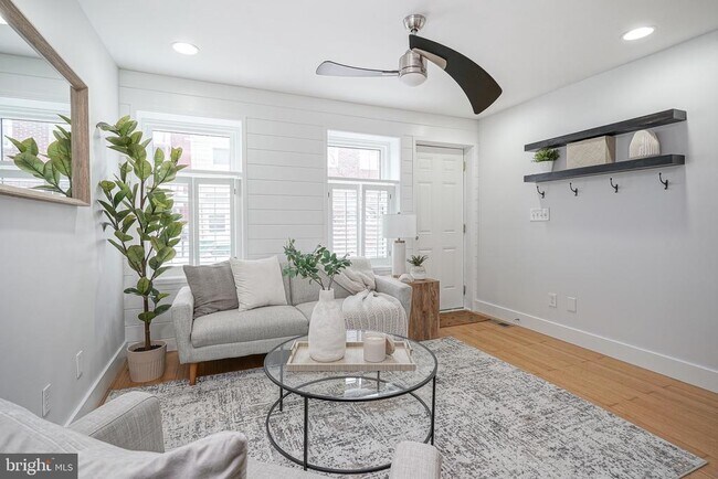 Foto del edificio - 2111 Manton St