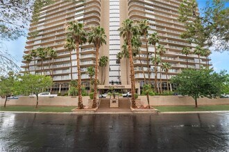 Building Photo - 3111 Bel Air Dr