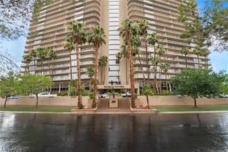 Building Photo - 3111 Bel Air Dr