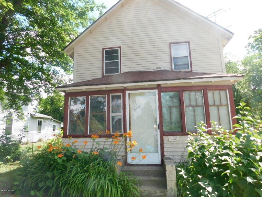 720 N Albion St, Albion, MI 49224 Apartments in Albion, MI