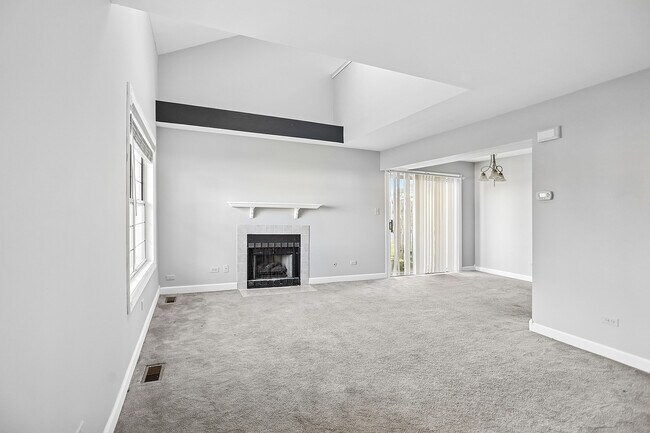 Foto del edificio - 16410 Brementowne Rd