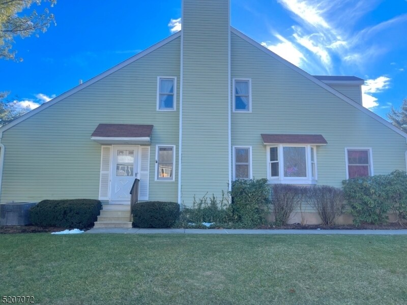 115 Carriage Ln, Newton, NJ 07860 Townhome Rentals in Newton NJ