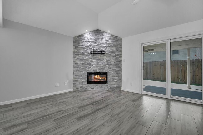 Foto del edificio - 6006 Barany Ct