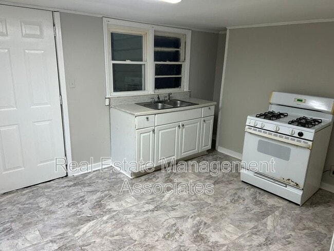 Foto del edificio - 214 Realty St