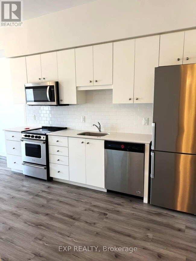 Building Photo - 110 Fergus Ave