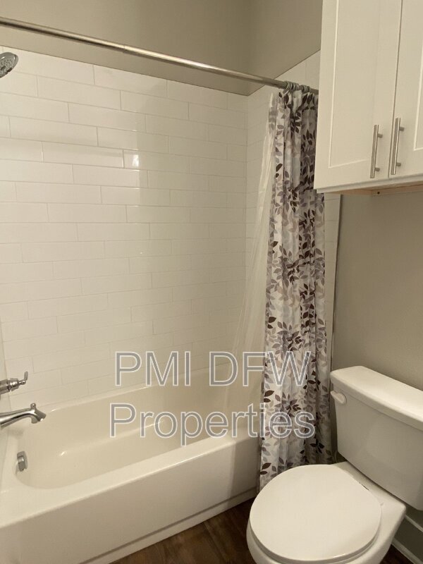 Foto del edificio - 204 Stone Cir