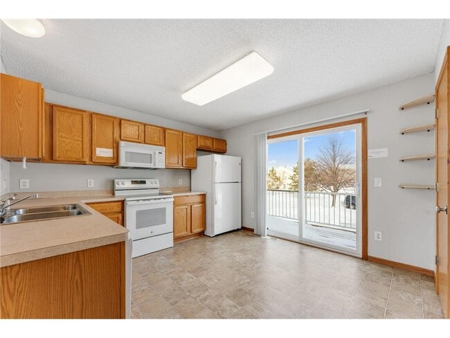 Kitchen - 7354 147th Ln NW