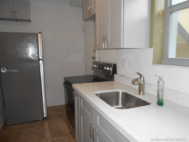 Building Photo - 421 Grand Concourse