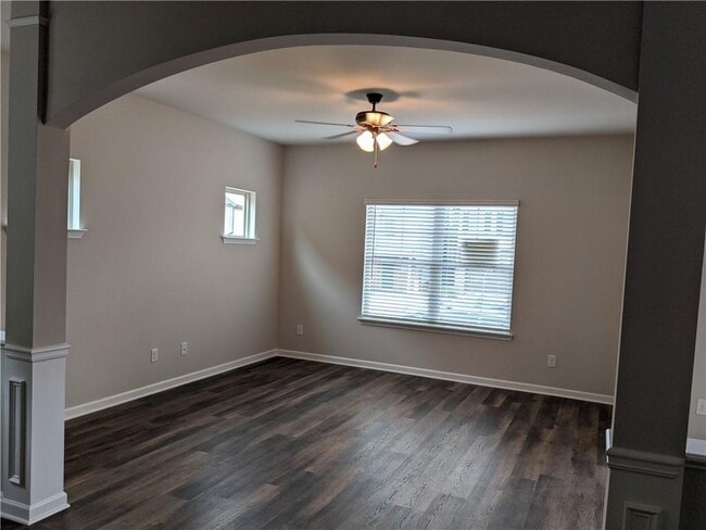 Building Photo - 148 Magnaview Dr