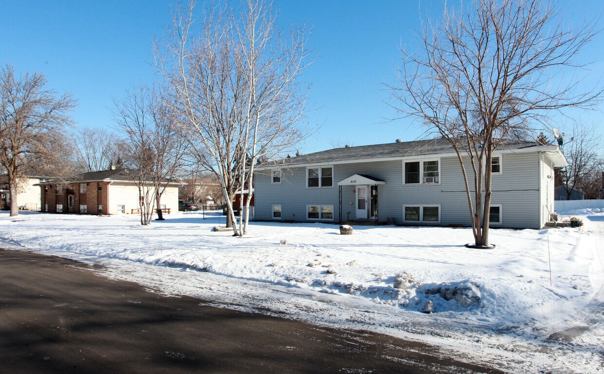 51165126 Edgewood Ave, Crystal, MN 55429 Apartments in Crystal, MN