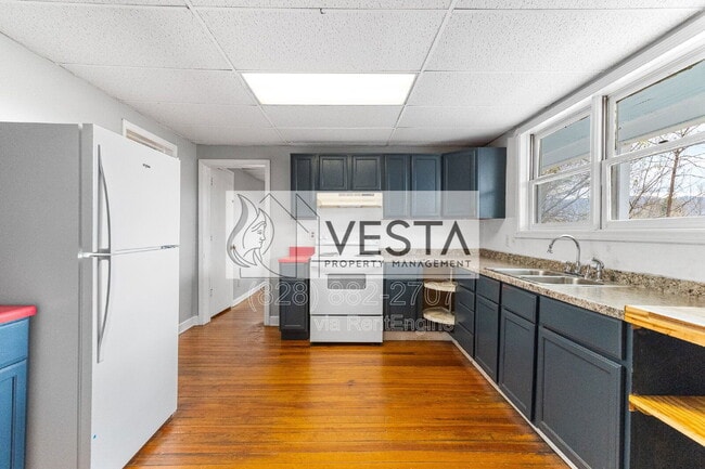 Photo - 71 Hillside St Townhome