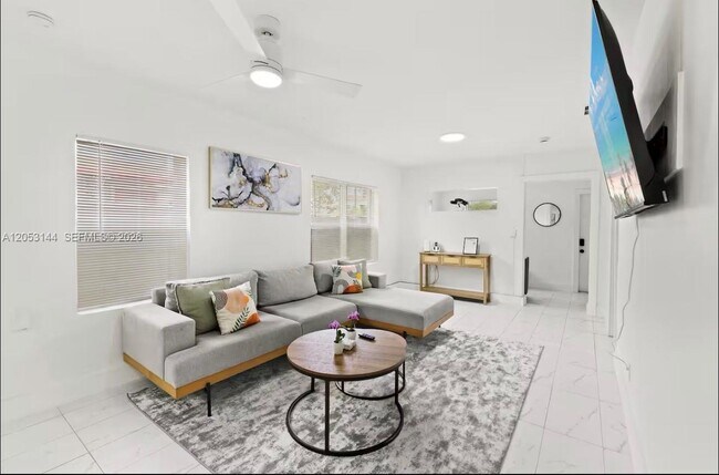 Foto del edificio - 912 NW 2nd St