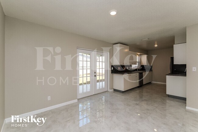 Foto del edificio - 1418 Stonehaven Way