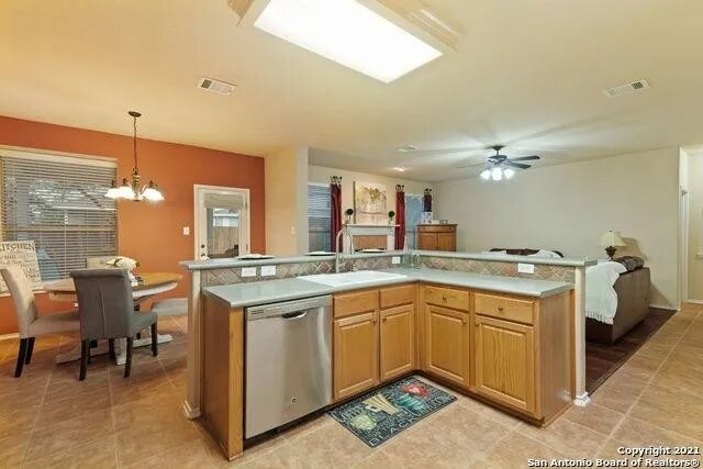 Foto del edificio - 8415 Spicewood Bend