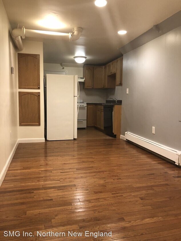 Primary Photo - 18 Belmont St