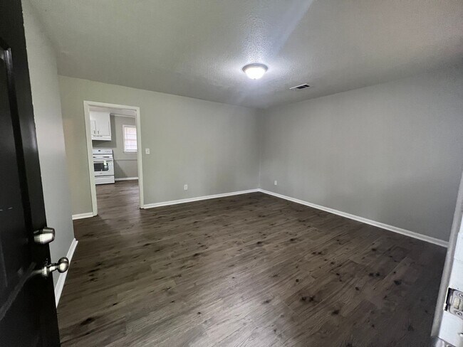 Foto del edificio - 3112 42nd Ave
