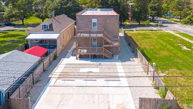 Foto del edificio - 6807 S Paulina St