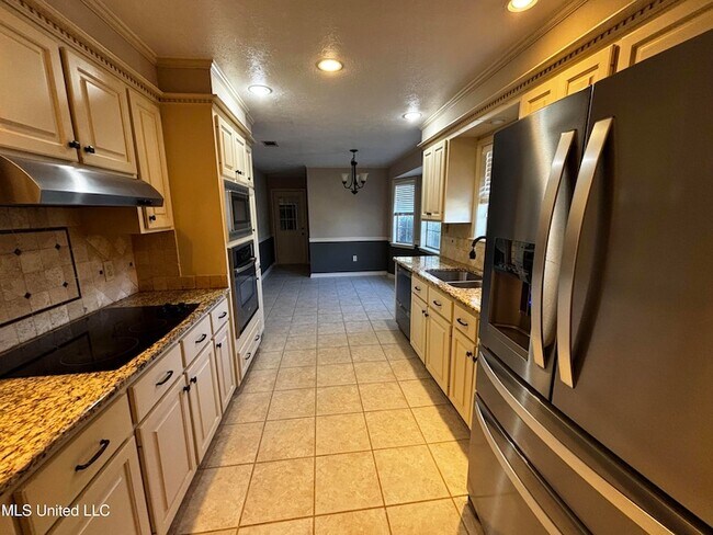 Foto del edificio - 232 Boxwood Cir