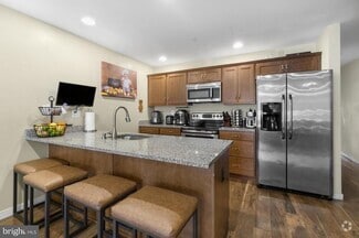 Building Photo - 134 S 46th St