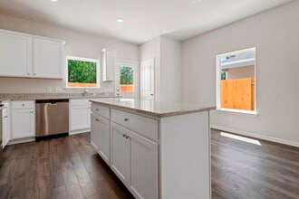 Building Photo - 23126 Glory Orchid Dr