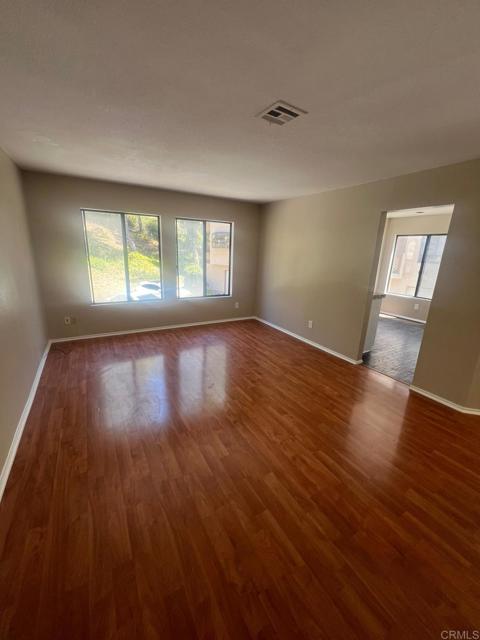 Foto del edificio - 9451 Lake Murray Blvd