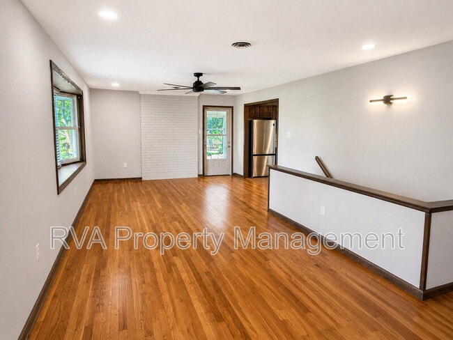 Building Photo - 4476 Country Walk Ln