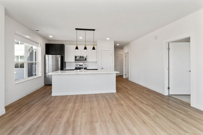 Foto del edificio - 5945 6th Ave