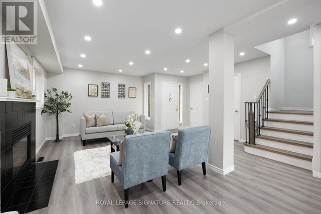 Building Photo - 124 Laidlaw Dr