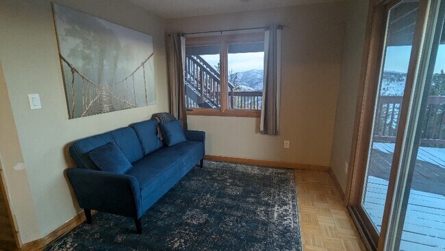Foto del edificio - 848 Aspen Dr