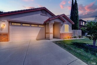 Building Photo - 1021 Westgate Dr