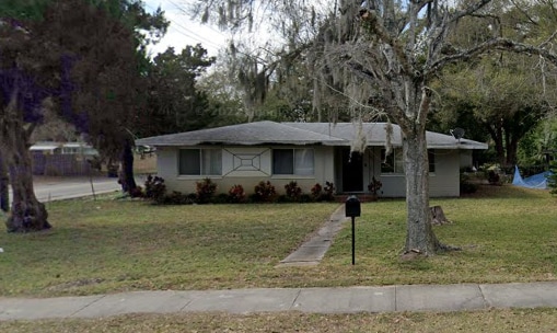 Photo - 200 Center St House