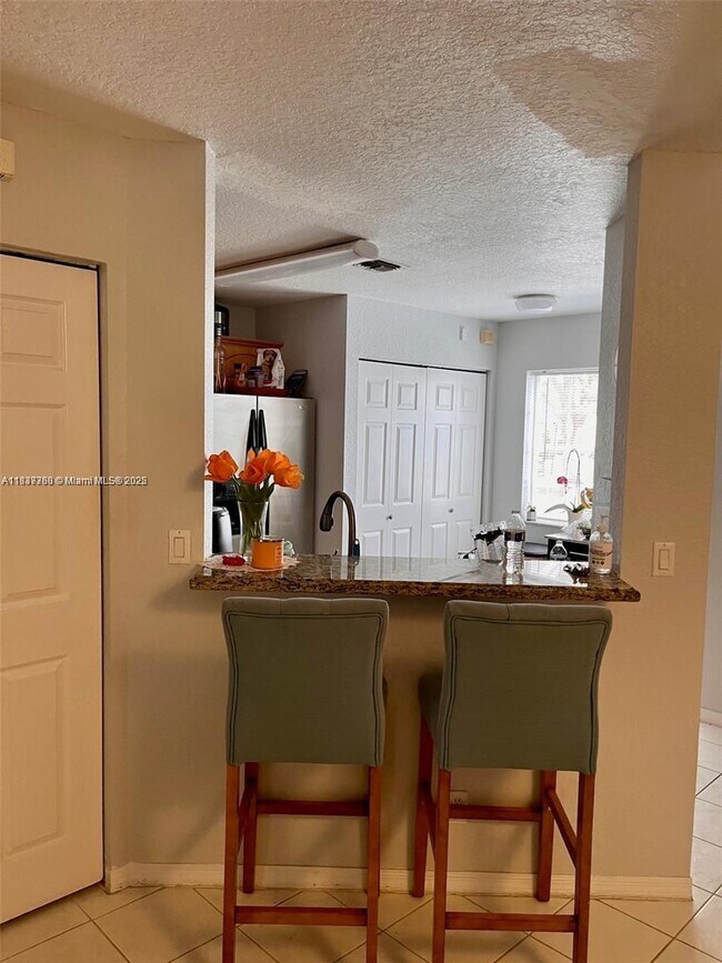 Foto del edificio - 1105 SW 44th Way