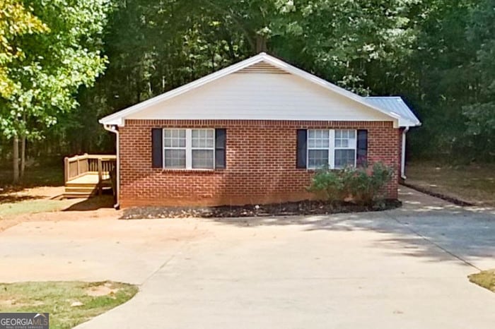 100 Beaver Pointe Dr  
