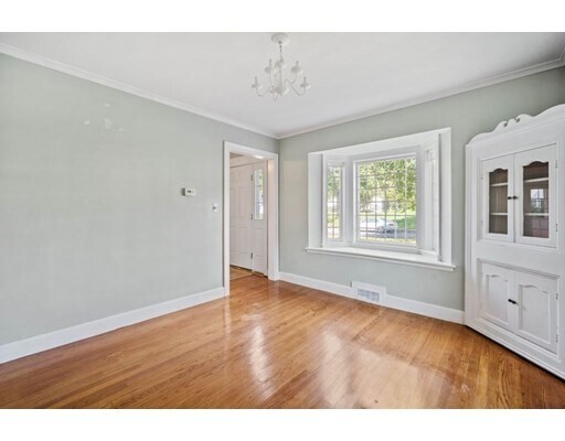 Building Photo - 109 Hillcrest Ave