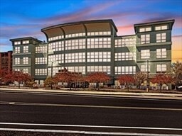 Building Photo - 10 Ocean 4004