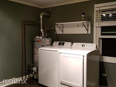 Foto principal - 3 br, 1 bath House - 6538 Wellington Dr