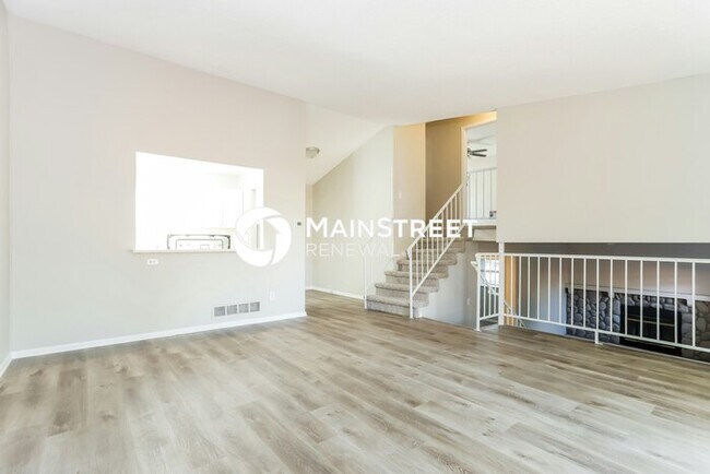 Foto del edificio - 3 Bedroom Pet-Friendly Home in Centennial, CO with Main Street Renewal