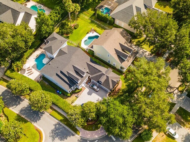 Foto del edificio - 8532 Bowden Way