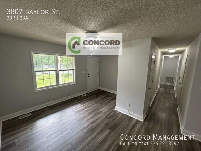 Foto del edificio - 3807 Baylor St