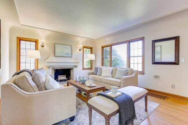 Foto del edificio - 2916 28th Ave W