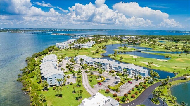 Foto del edificio - 40 NE Plantation Rd
