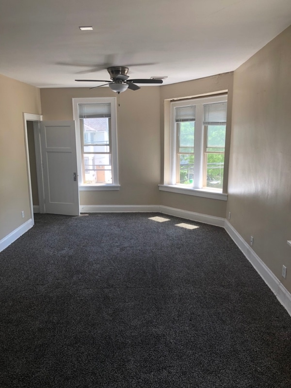 Building Photo - 1036 E Land Pl