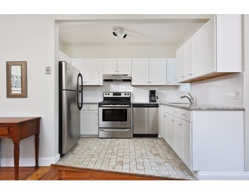 Building Photo - 79 Revere St